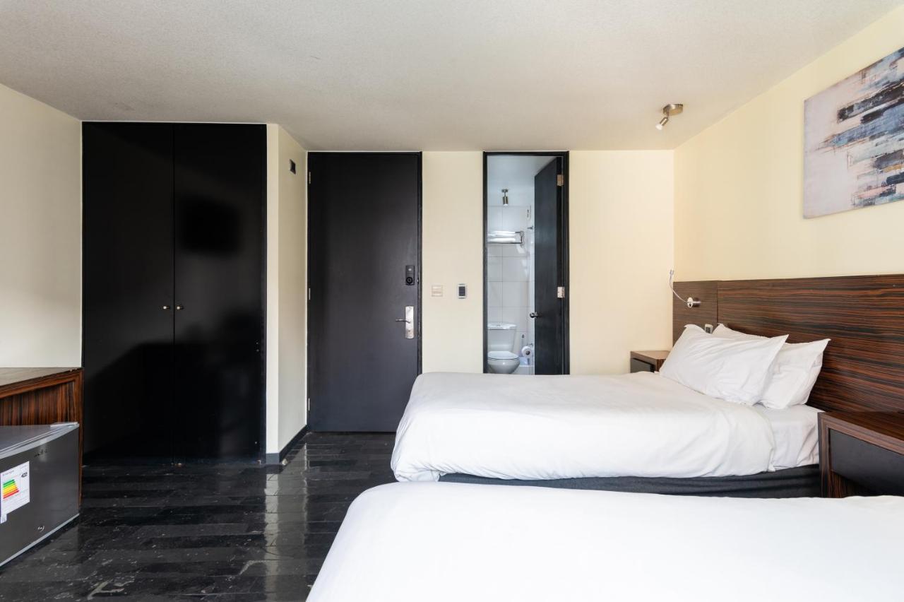 Tribeca Twin Studio W/wifi, Smart Tv & Balcony Apartamento